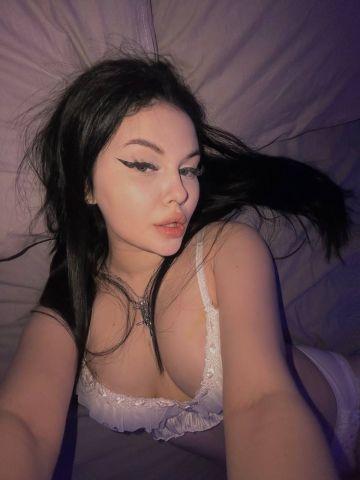 Юна